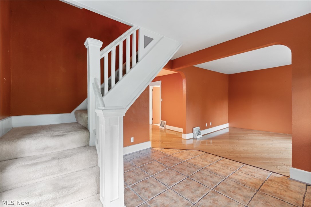 543 Allyn Street Property Photo 6