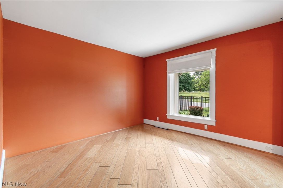 543 Allyn Street Property Photo 7