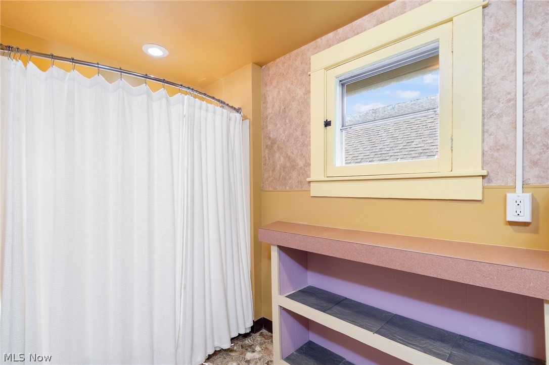 543 Allyn Street Property Photo 25