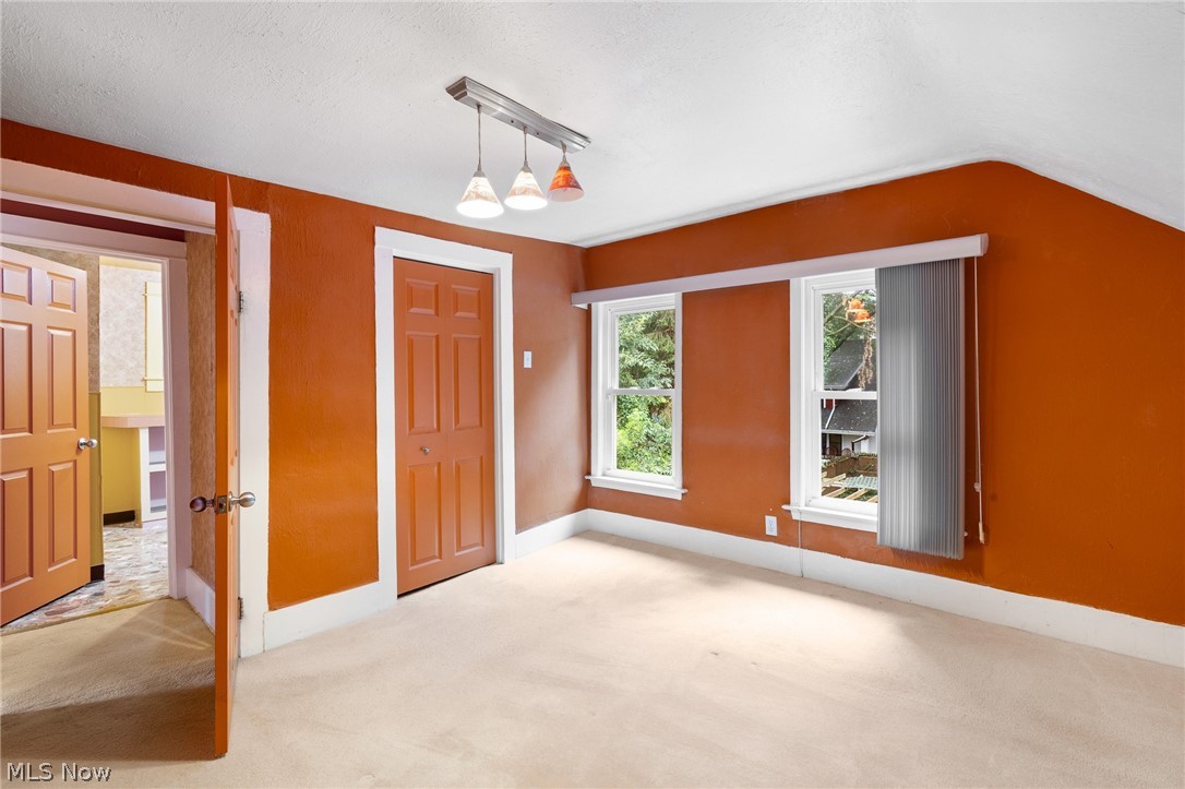 543 Allyn Street Property Photo 28