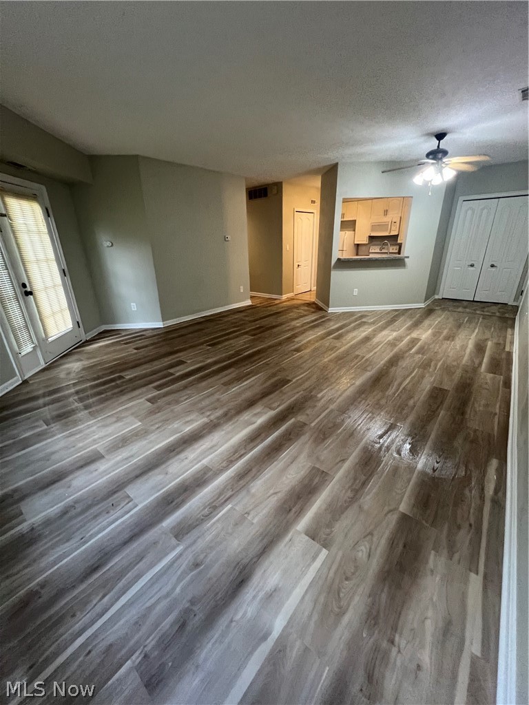 320 Village Pointe Drive 1 Property Photo 4