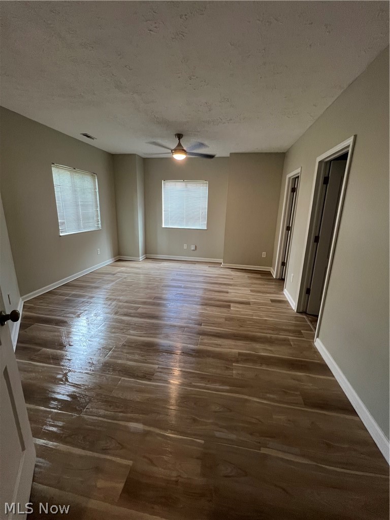 320 Village Pointe Drive 1 Property Photo 12