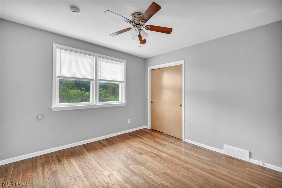 885 S Green Road Property Photo 11