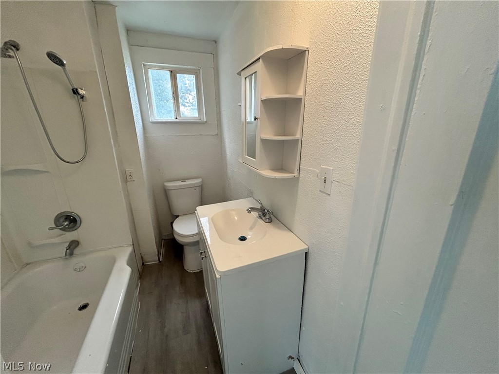 3654 E 53rd Street 1 Property Photo 9