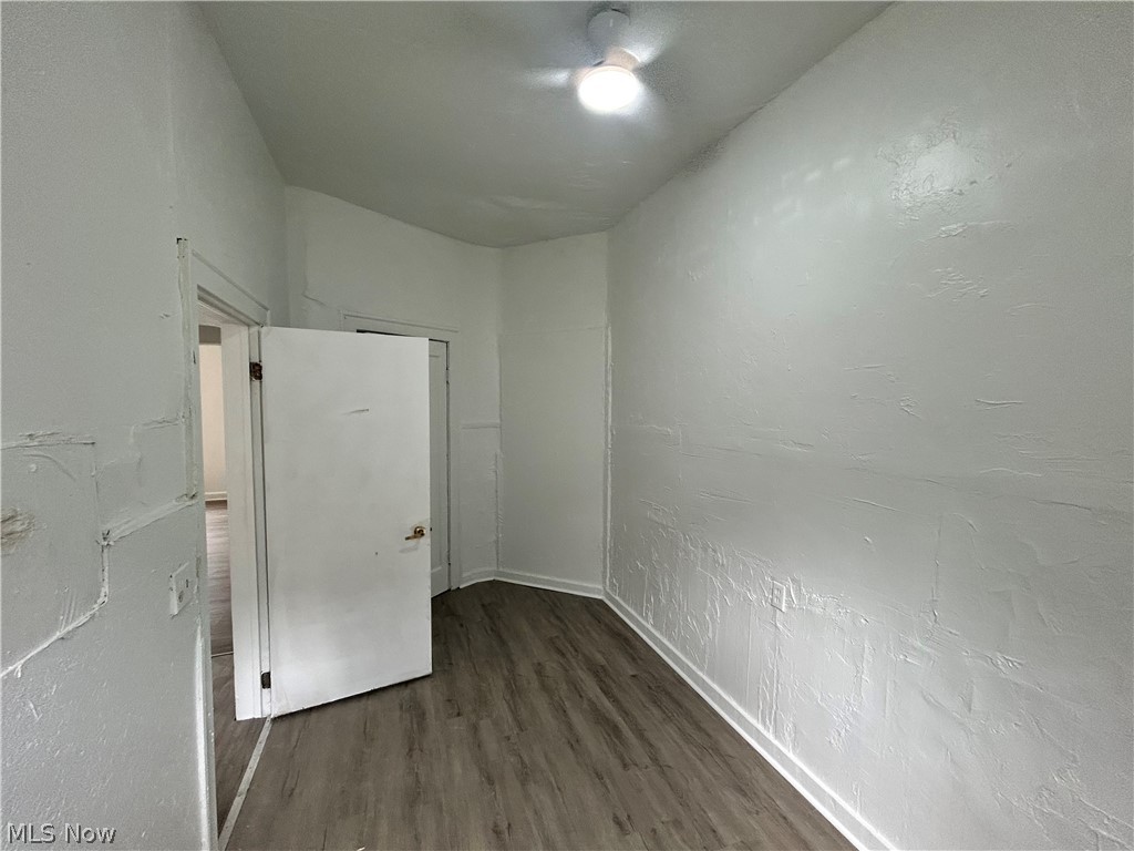 3654 E 53rd Street 1 Property Photo 10