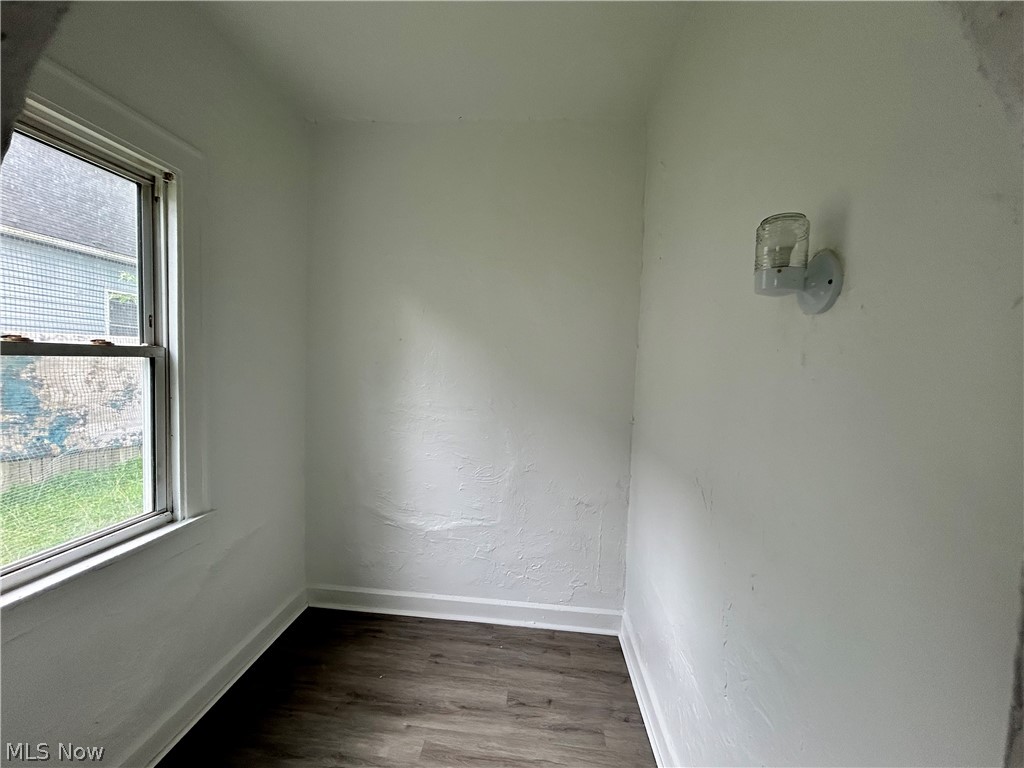 3654 E 53rd Street 1 Property Photo 13
