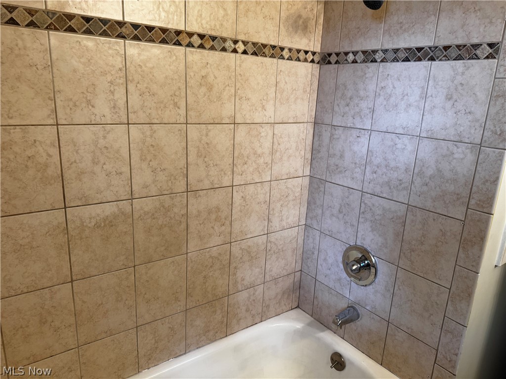 30107 Thomas Street Property Photo 7