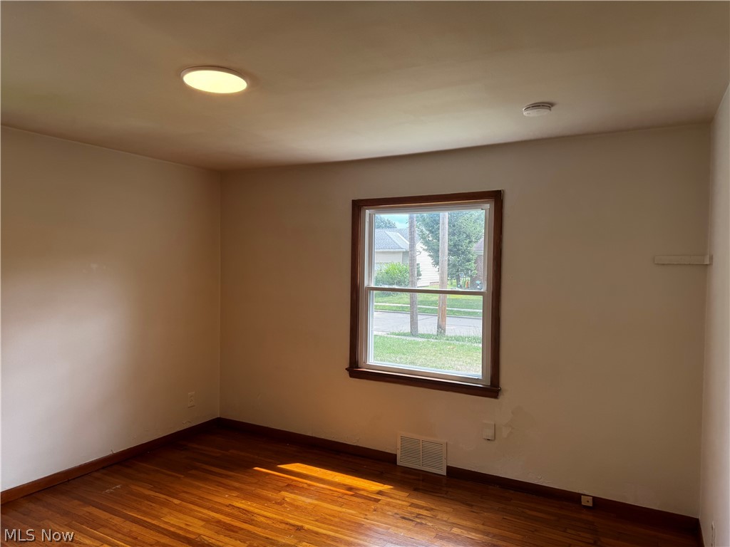 30107 Thomas Street Property Photo 10