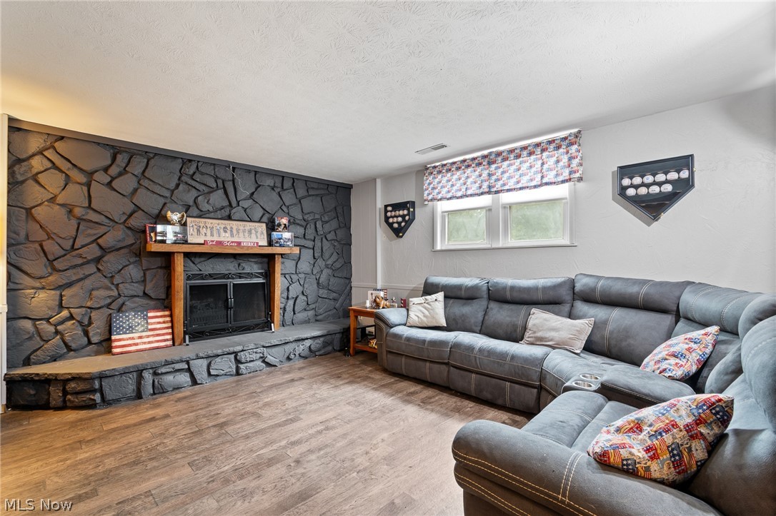 5511 Donner Drive Property Photo 22