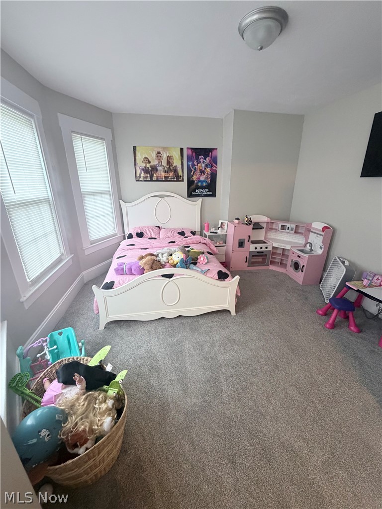 406 Maple Place Property Photo 8