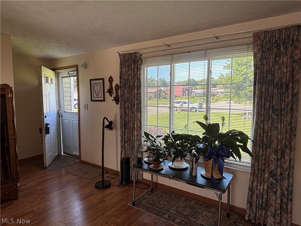 1302 Huntington Court Property Photo 6