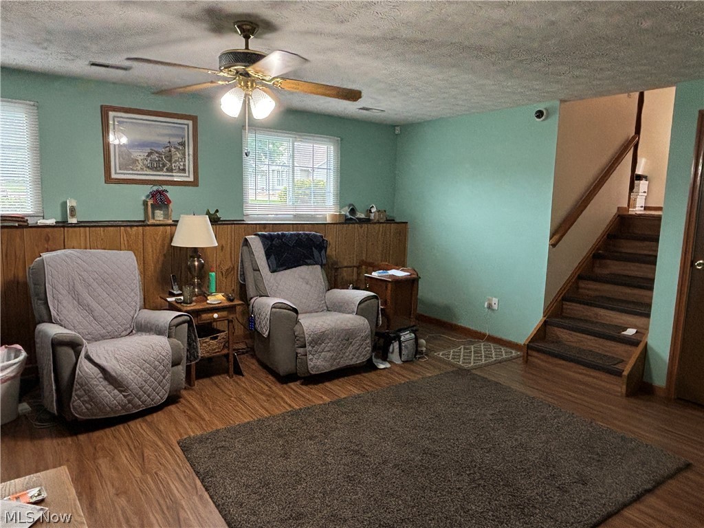 1302 Huntington Court Property Photo 9