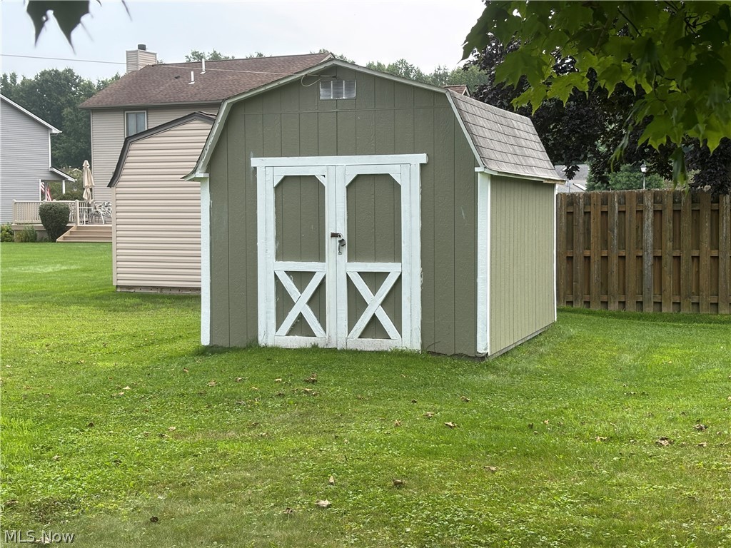 1302 Huntington Court Property Photo 19