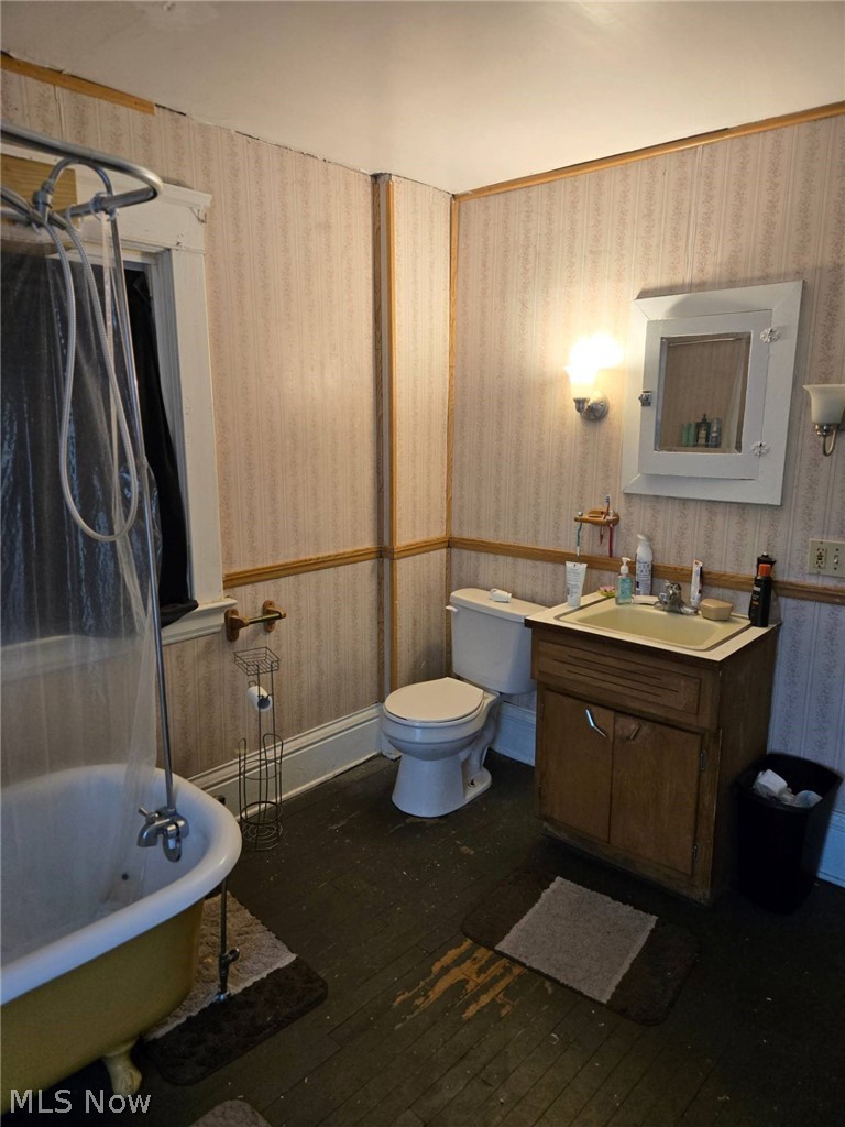 907 Delia Avenue Property Photo 14