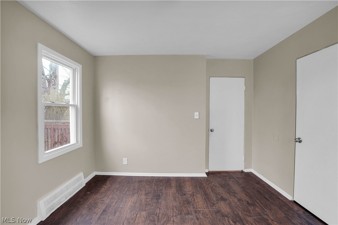 18721 Fairway Avenue Property Photo 10