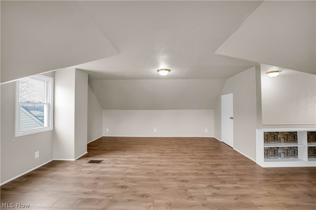 18721 Fairway Avenue Property Photo 14