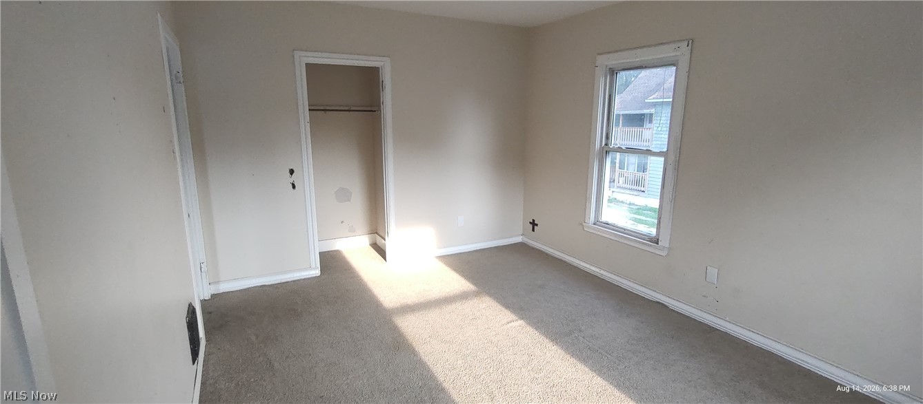 2505 Elyria Avenue Property Photo 16