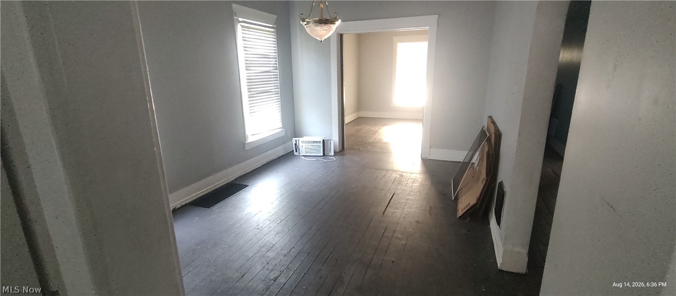 2505 Elyria Avenue Property Photo 25