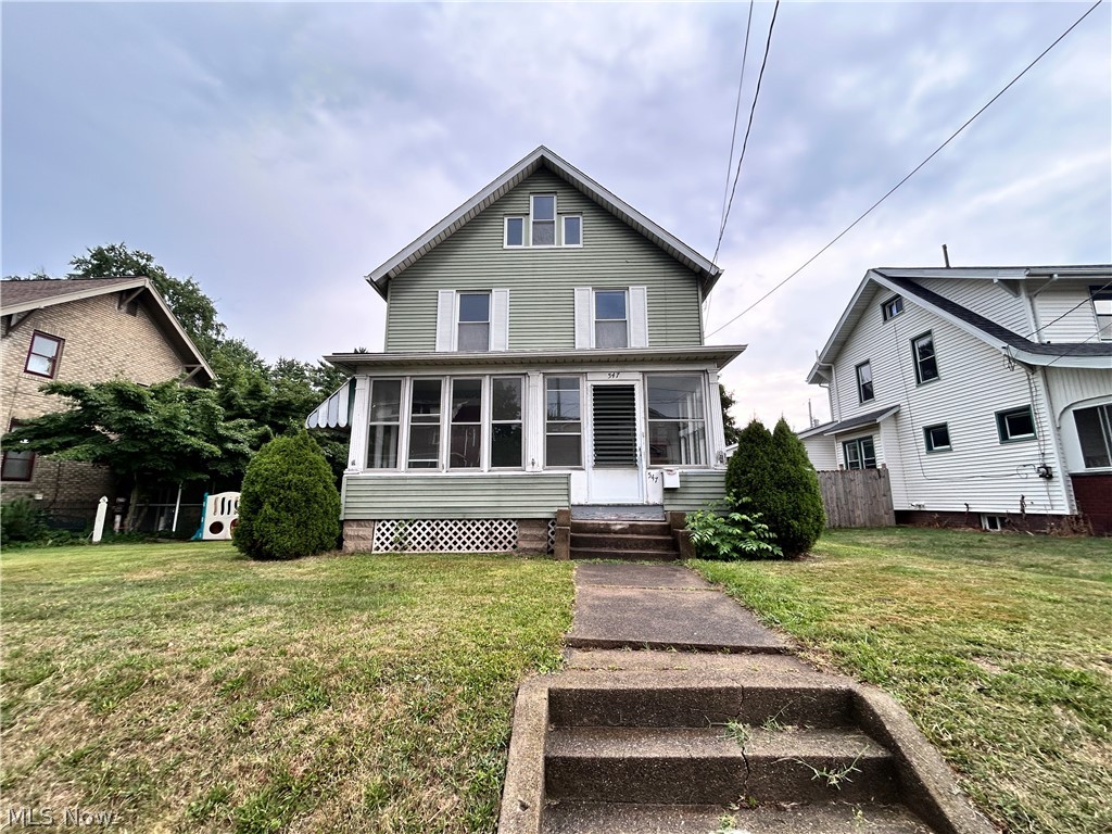 547 W Maple Street Property Photo 1