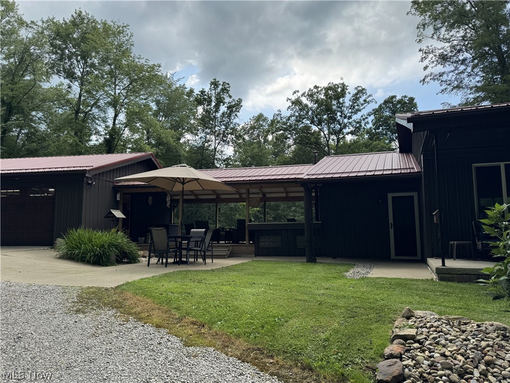6779 N Park Avenue Property Photo 1