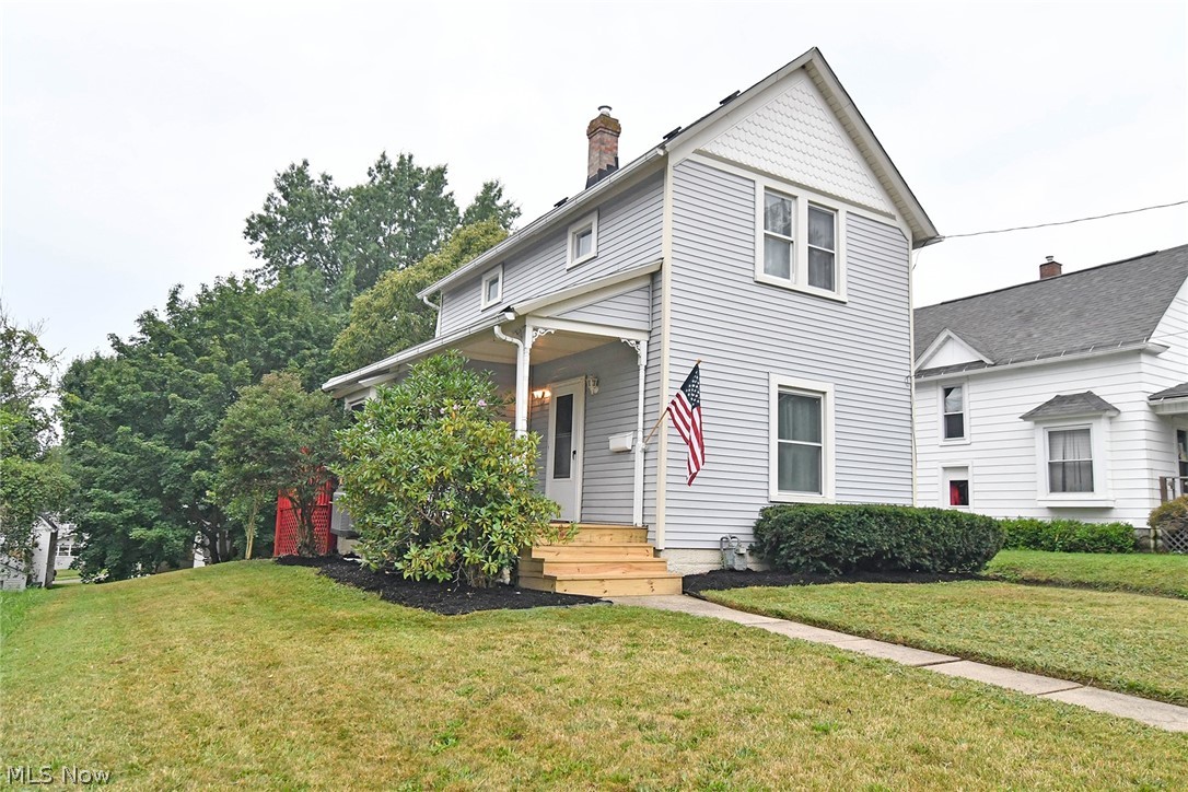 8 Greenbriar Avenue