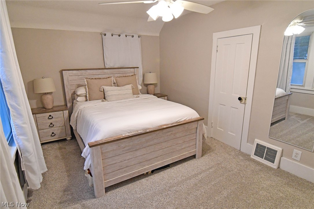 8 Greenbriar Avenue Property Photo 19