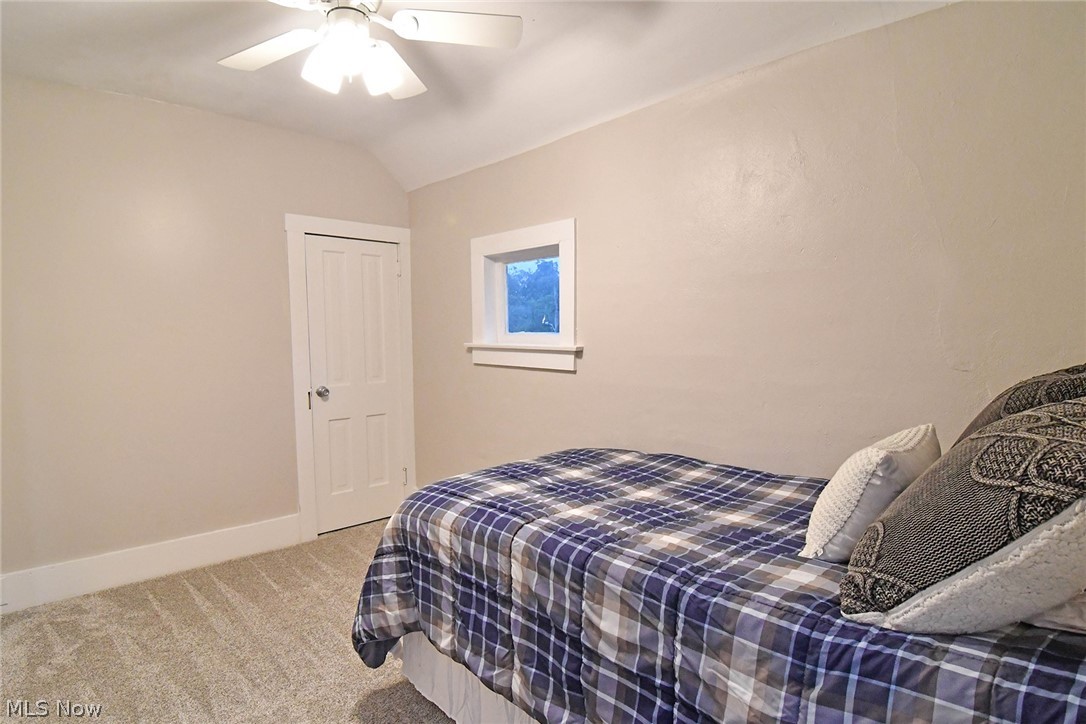 8 Greenbriar Avenue Property Photo 24