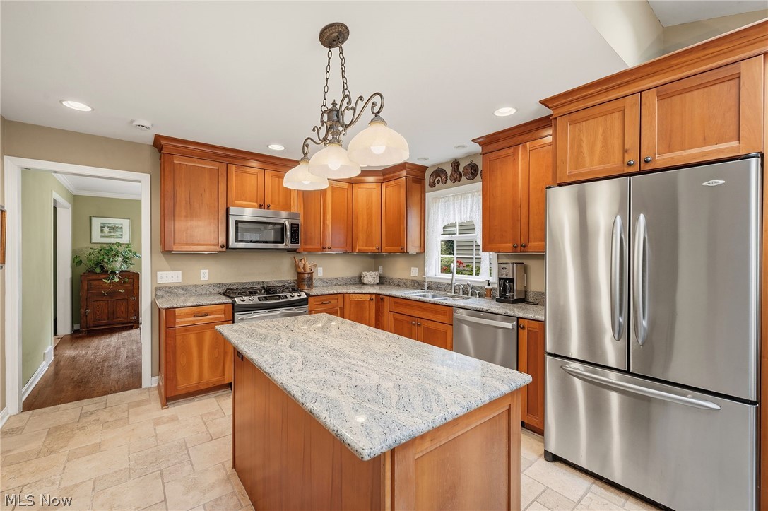 304 Castle Boulevard Property Photo 17