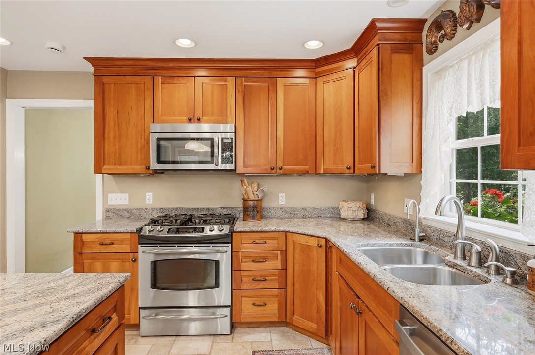 304 Castle Boulevard Property Photo 18