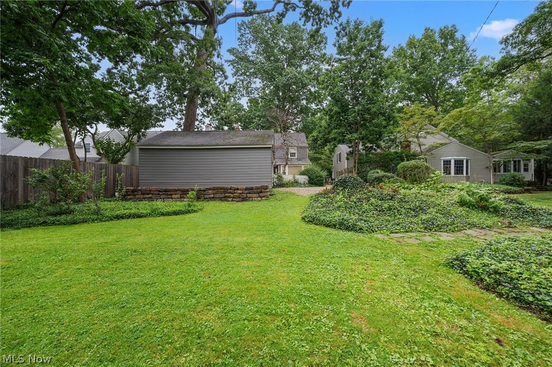 304 Castle Boulevard Property Photo 43