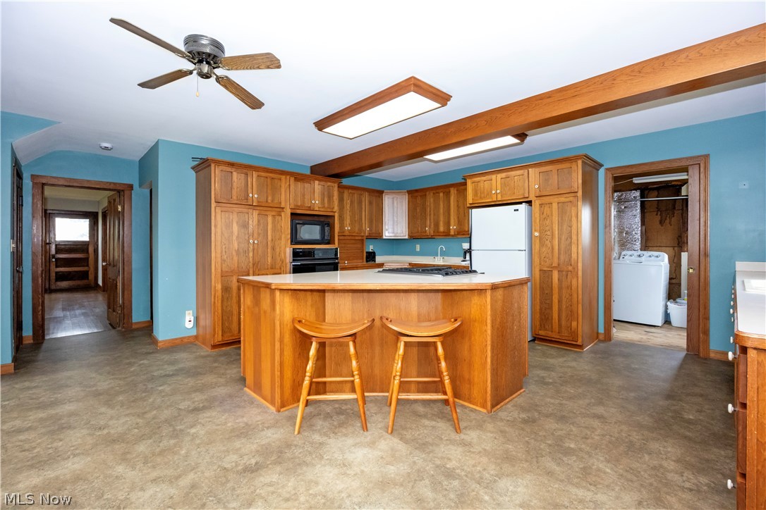 3763 Bates Road Property Photo 4