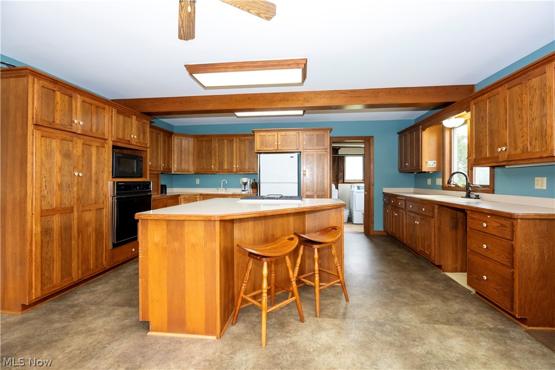 3763 Bates Road Property Photo 5