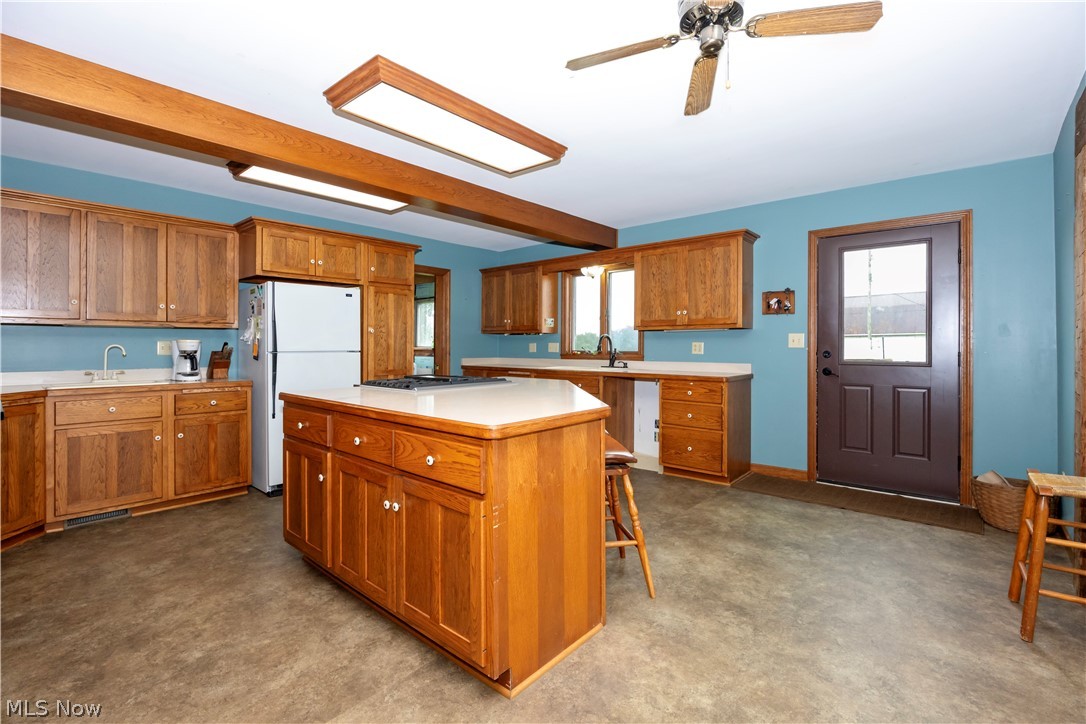 3763 Bates Road Property Photo 6