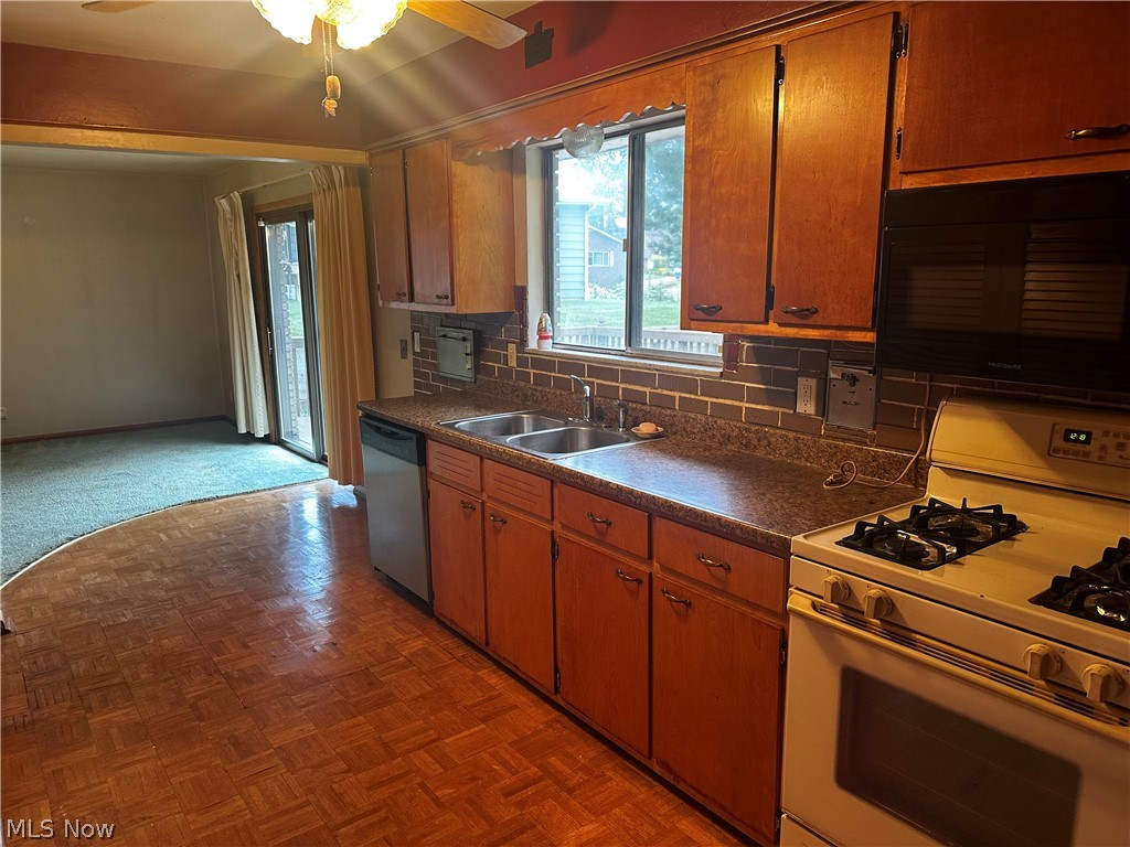 182 Wayne Avenue Property Photo 12