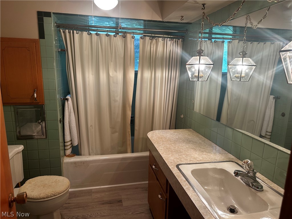 182 Wayne Avenue Property Photo 17