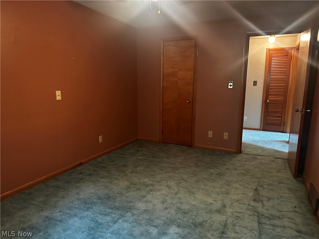 182 Wayne Avenue Property Photo 21