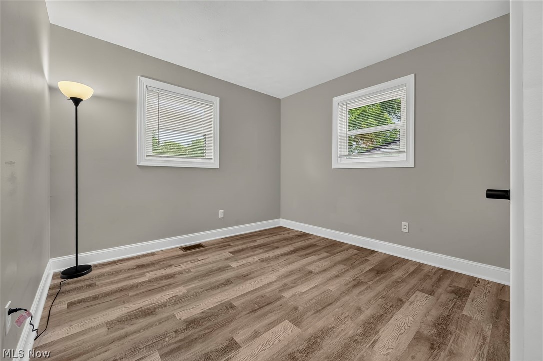 2514 Regentview Street Ne Property Photo 14