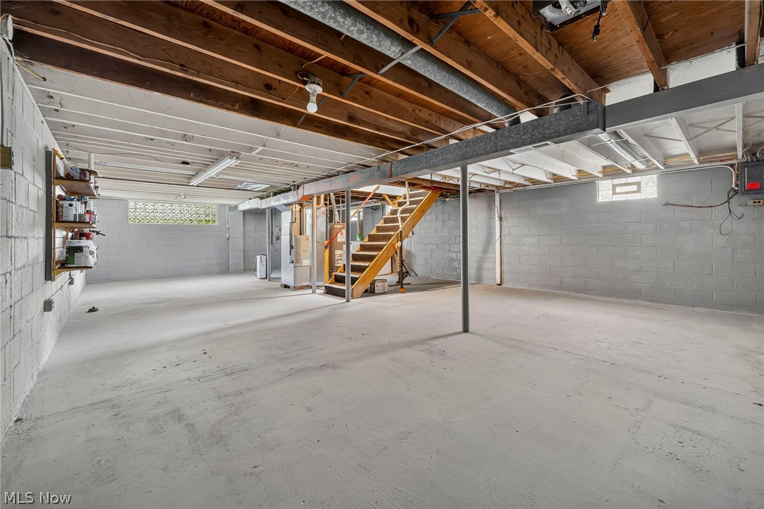 2514 Regentview Street Ne Property Photo 18