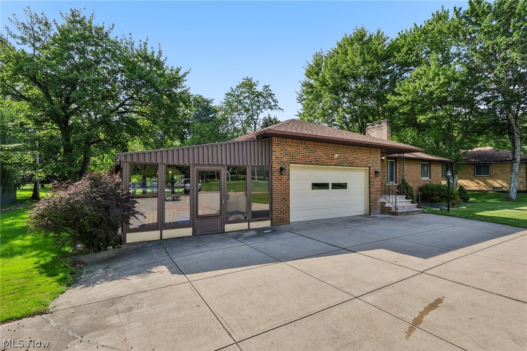 8310 Broadview Road Property Photo 3