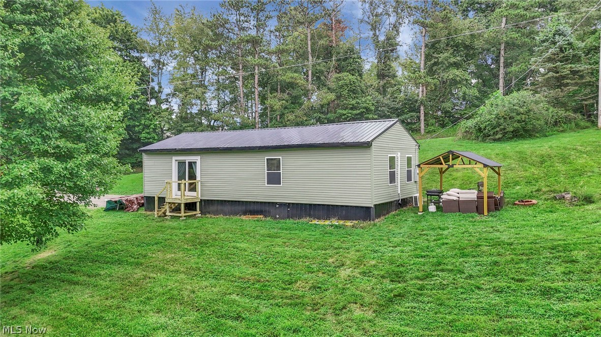 11543 Cadiz Road Property Photo 1