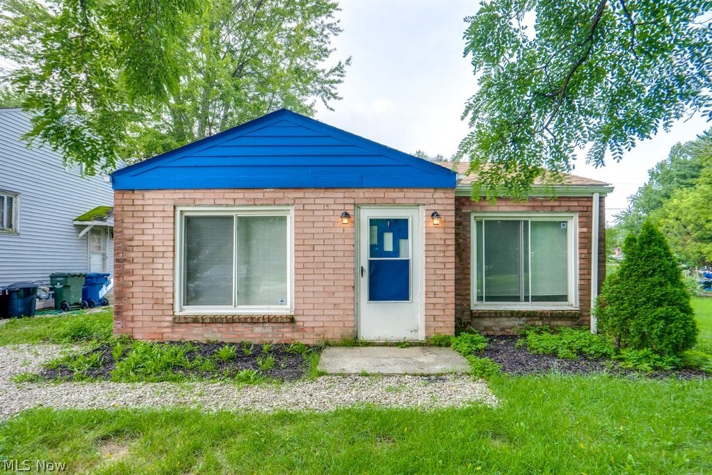 396 Niagara Road