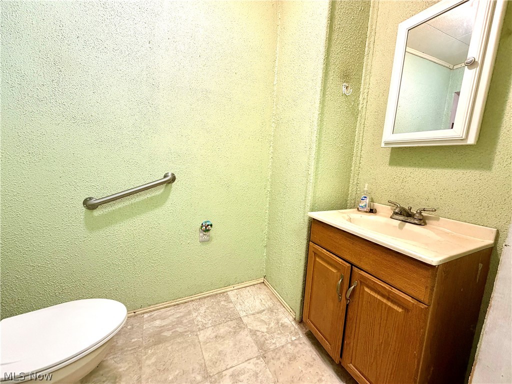 1010 Second Ave Property Photo 14