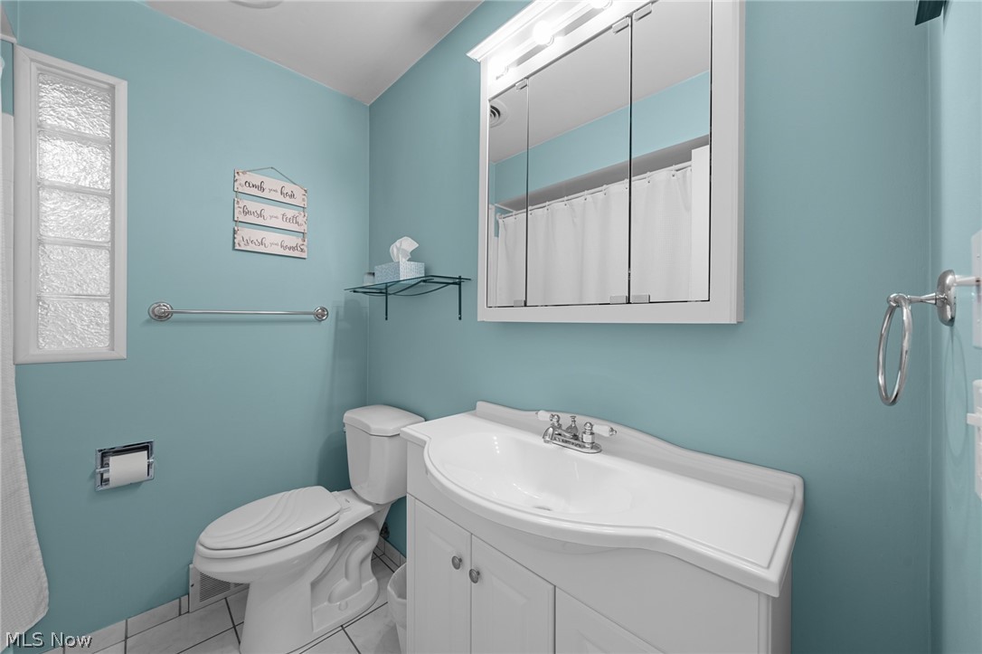 9011 Roedean Drive Property Photo 22