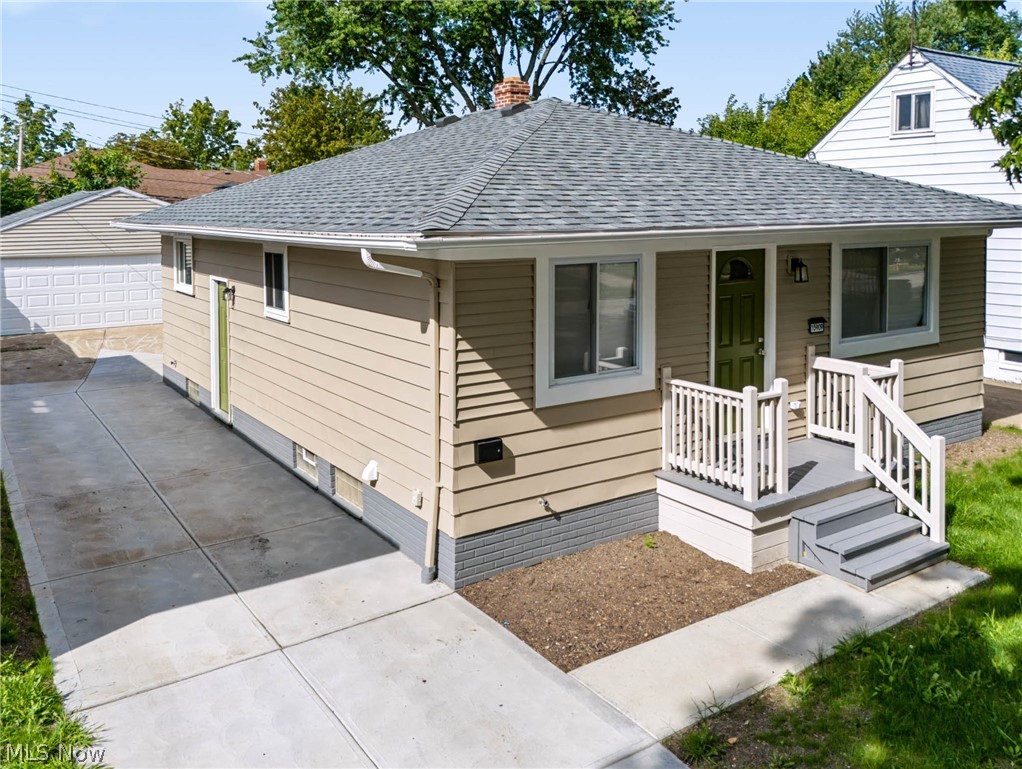 15909 Bryce Avenue Property Photo 1