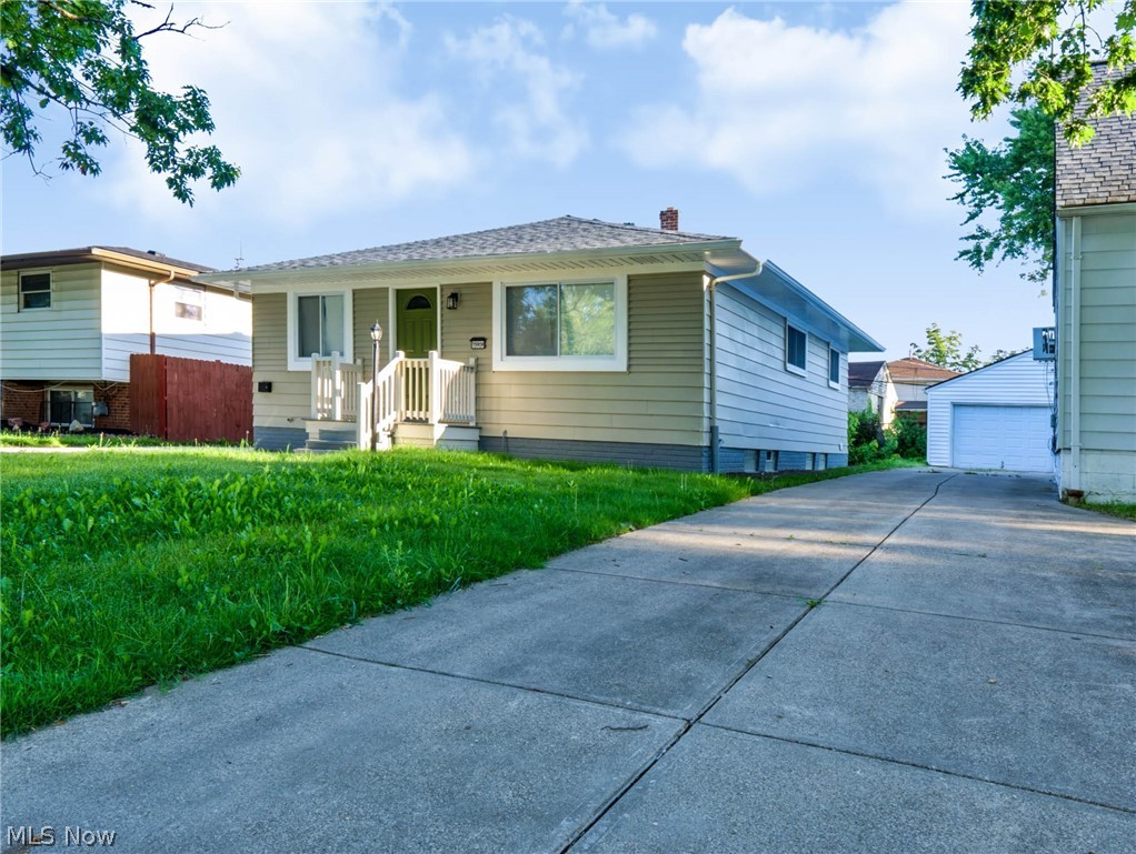 15909 Bryce Avenue Property Photo 4