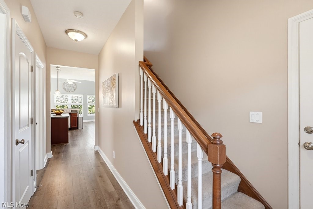 882 Queens Gate Way Property Photo 5