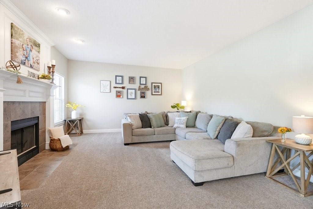 882 Queens Gate Way Property Photo 6