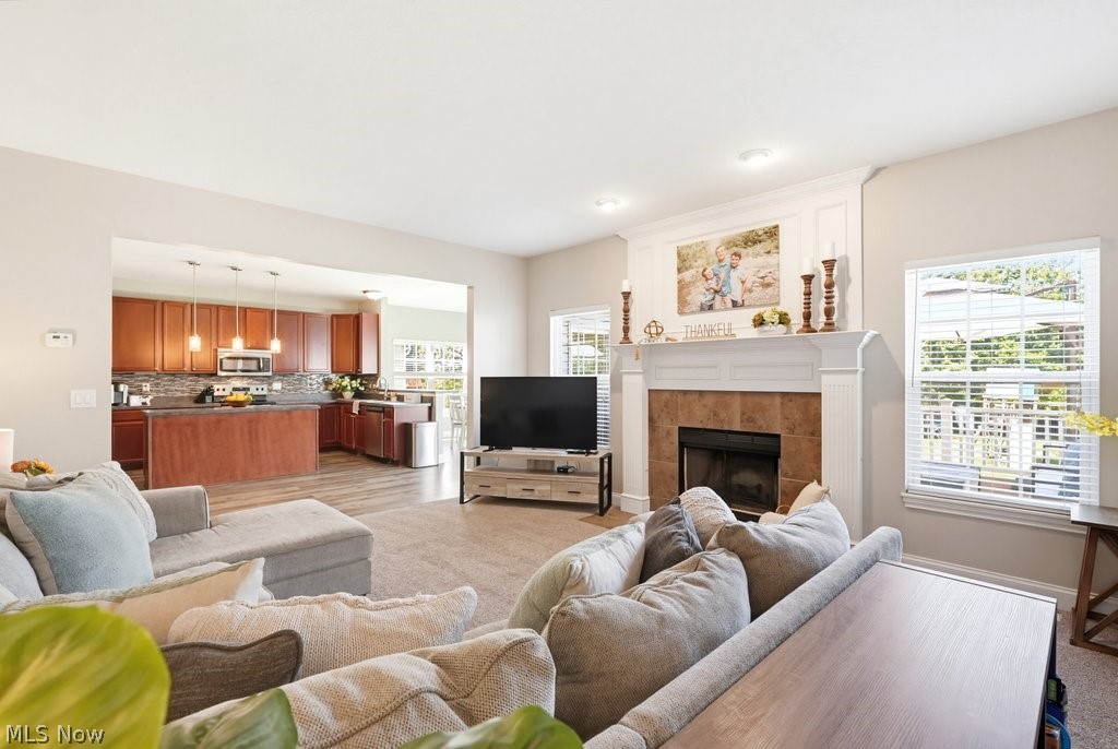 882 Queens Gate Way Property Photo 7