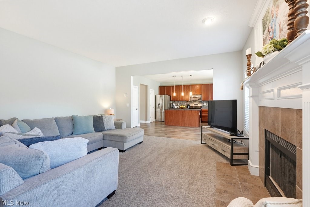 882 Queens Gate Way Property Photo 8