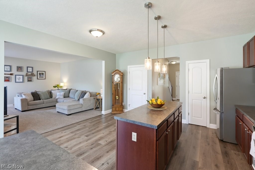 882 Queens Gate Way Property Photo 14